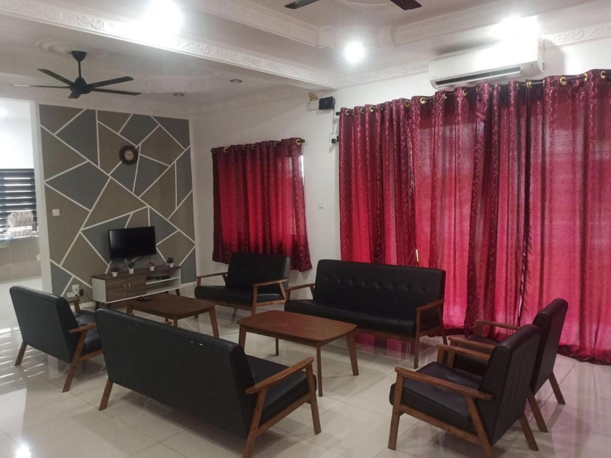 Pangkor L29, Dream Island Homestay Kampong Sungai Udang Esterno foto