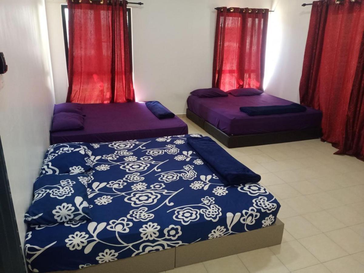 Pangkor L29, Dream Island Homestay Kampong Sungai Udang Esterno foto