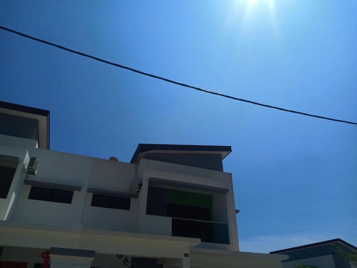 Pangkor L29, Dream Island Homestay Kampong Sungai Udang Esterno foto